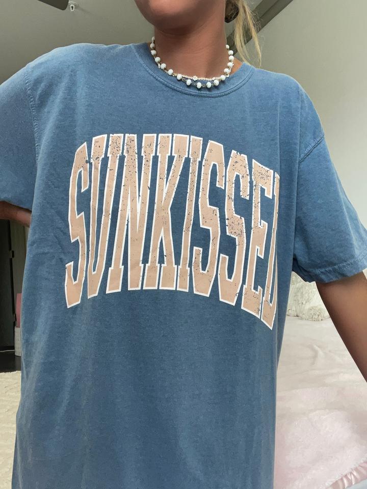 SUNKISSED TEE - VINTAGE GREY