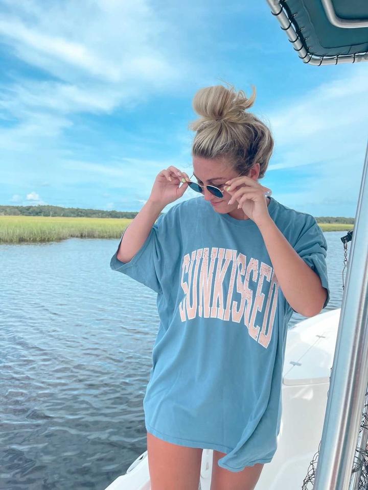 SUNKISSED TEE - VINTAGE GREY