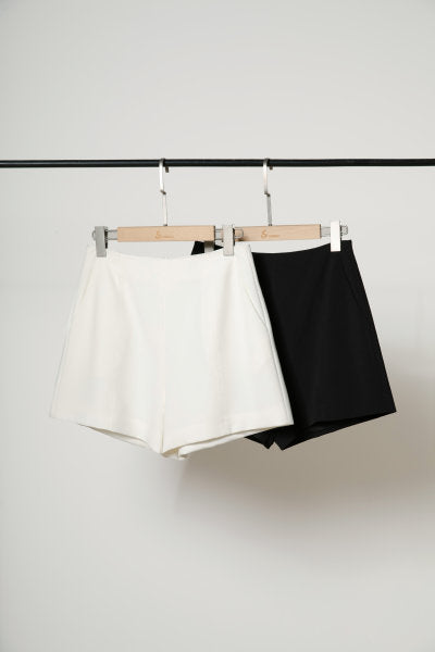 MEDUSA?PT0311Minimalist A-line loose shorts for summer
