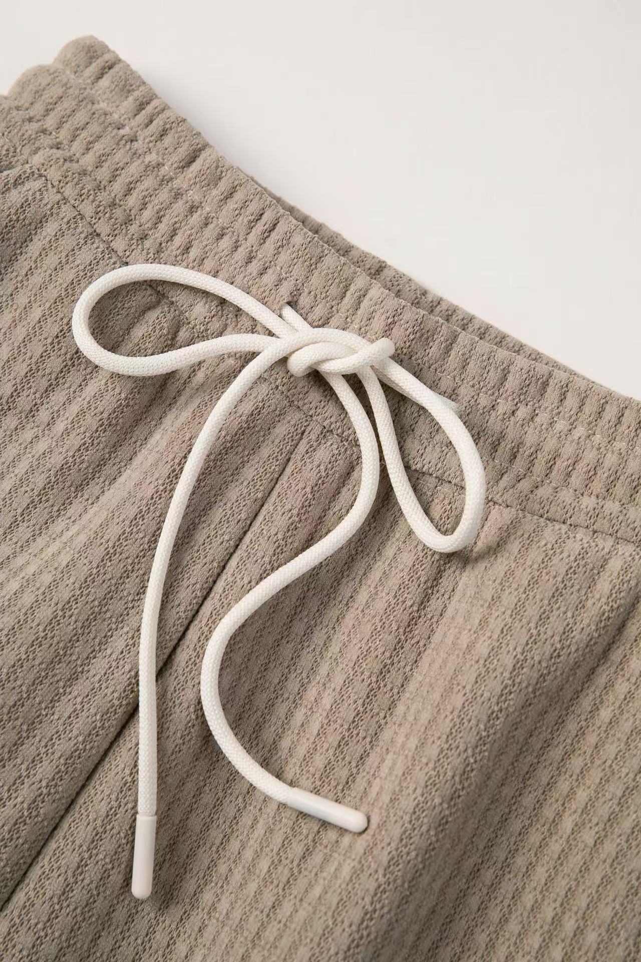 Solid Knotted Trousers
