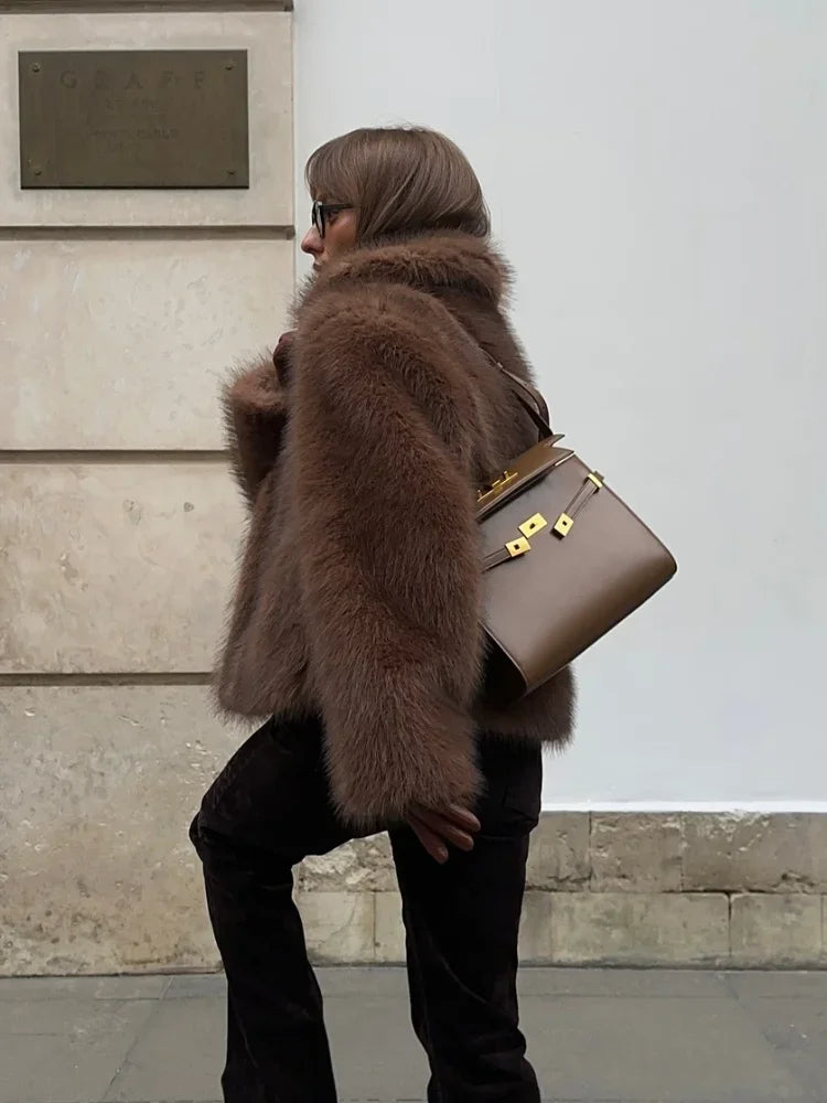 Mojoyce-2024 Winter Lapel Warm Faux Fur Coat Luxury Fluffy Plush Long Sleeve Thick Short Jackets New Fashion Lady High Street Outerwear
